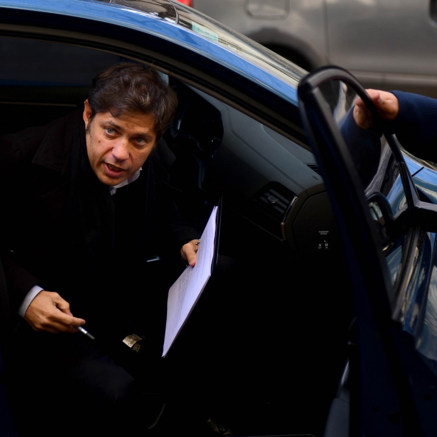 Cristina habló con Kicillof y se abre una negociación para evitar la ruptura